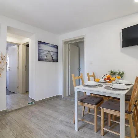 Juraj I Matej Apartamento