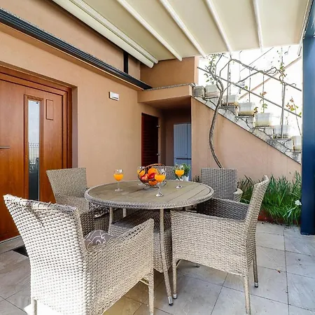 Апартаменты Juraj I Matej Врсар